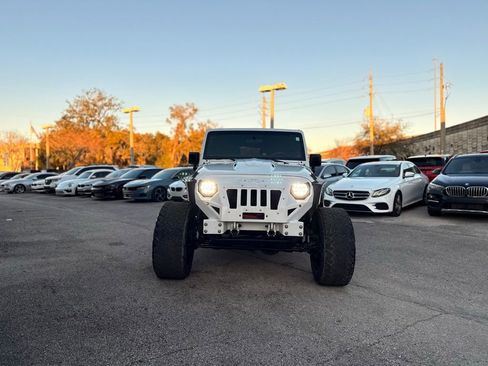 Used 2017 Jeep Wrangler Unlimited Sport image 11