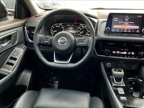 Certified 2021 Nissan Rogue SL image 5