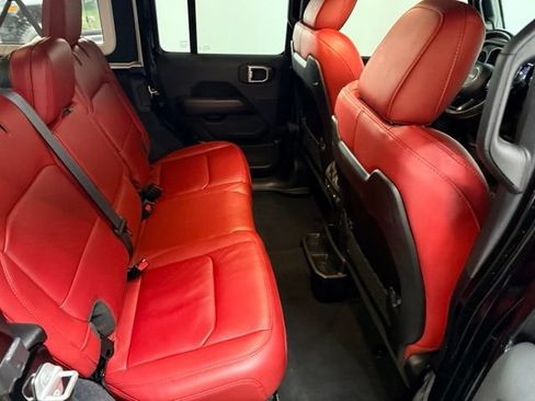 Certified 2024 Jeep Wrangler Unlimited Rubicon 392 w/ Dual Top Group AWD/4WD image 48