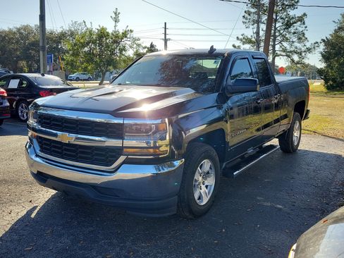 Used 2019 Chevrolet Silverado 1500 LT image 3