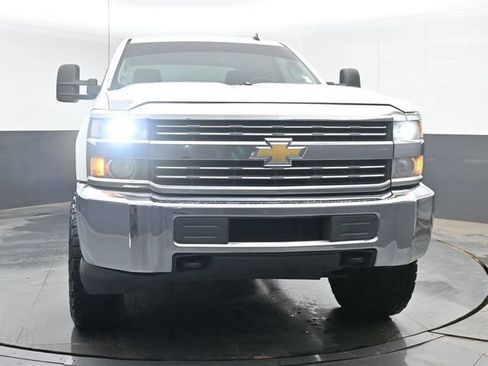 Used 2015 Chevrolet Silverado 2500 LT AWD/4WD image 3