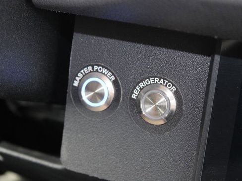 Used 2021 Mercedes-Benz Sprinter 3500 image 47