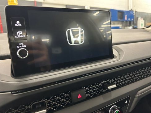New 2026 Honda Accord SE image 25