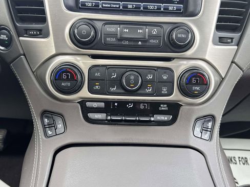 Used 2020 GMC Yukon Denali w/ Denali Ultimate Package image 26