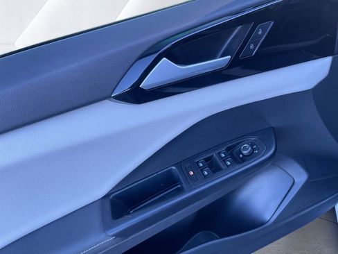 Used 2025 Volkswagen Taos S image 11