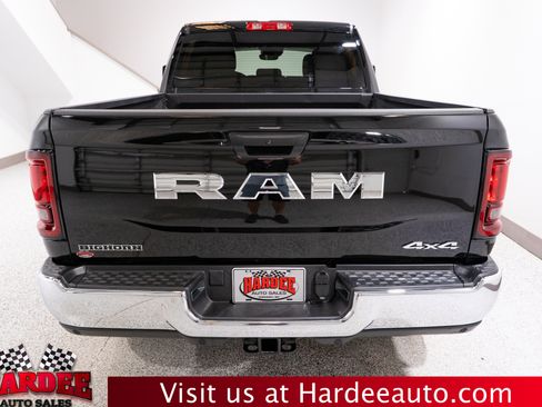 Used 2025 RAM 2500 Big Horn AWD/4WD image 4