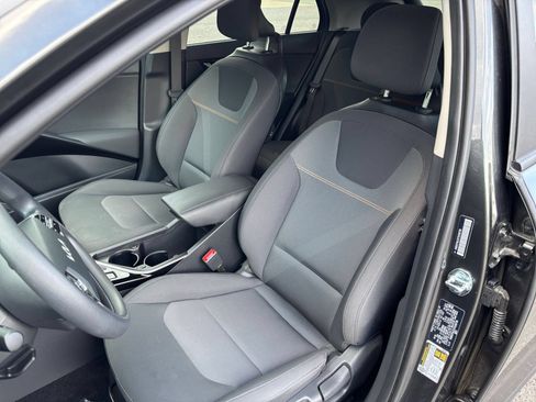 Used 2026 Kia Niro LX FWD image 35