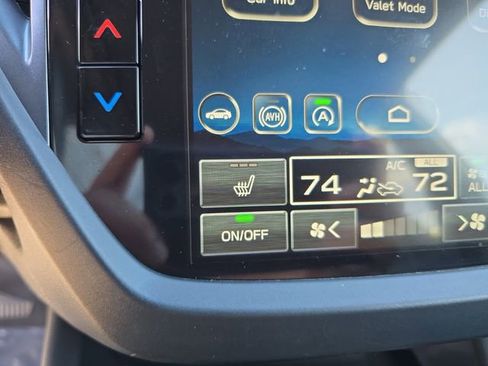 Certified 2025 Subaru Forester Limited image 19