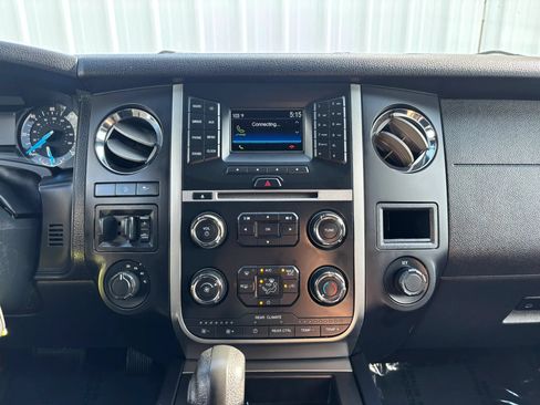 Used 2016 Ford Expedition XL w/ Equipment Group 101A AWD/4WD image 27