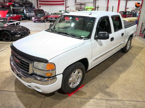 Used 2005 GMC Sierra 1500 SLT w/ Light Duty Power Package RWD image 15