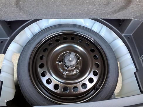 New 2026 GMC Terrain AT4 w/ Convenience Package III AWD/4WD image 16