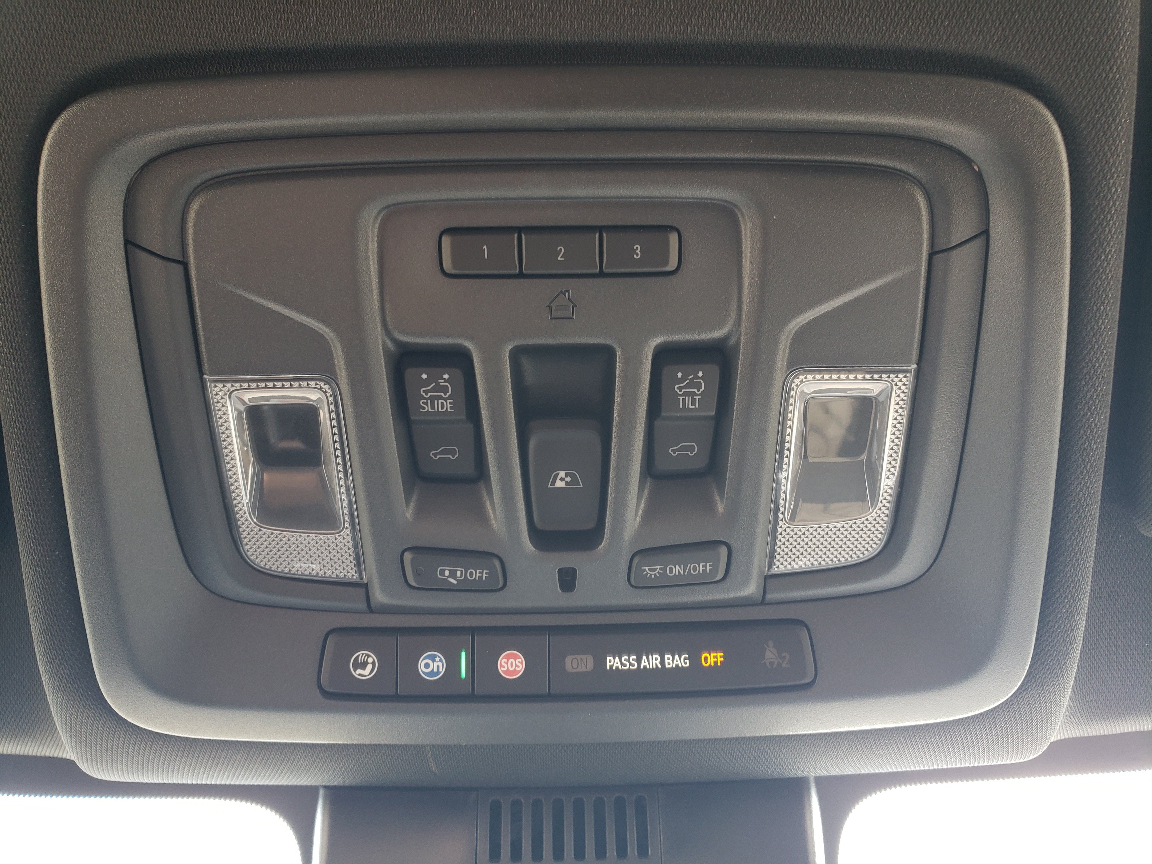Used 2025 Chevrolet Silverado 3500 High Country w/ High Country Premium Package AWD/4WD image 25