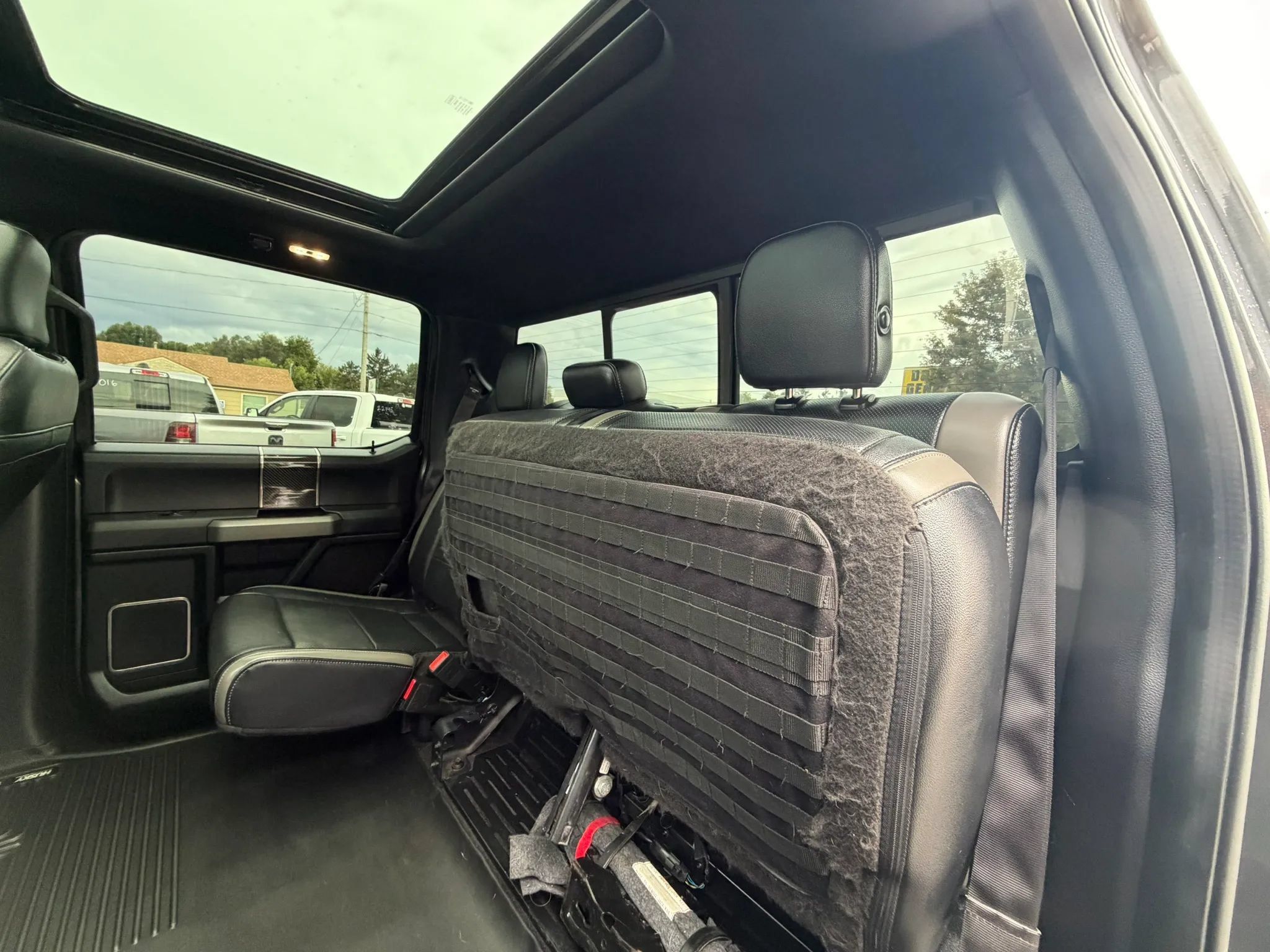 Used 2018 Ford F150 Raptor w/ Equipment Group 802A Luxury AWD/4WD image 23