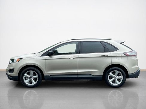 Used 2017 Ford Edge SE w/ Cargo Accessory Package FWD image 7