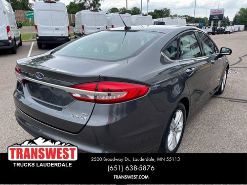 Used 2018 Ford Fusion SE image 13