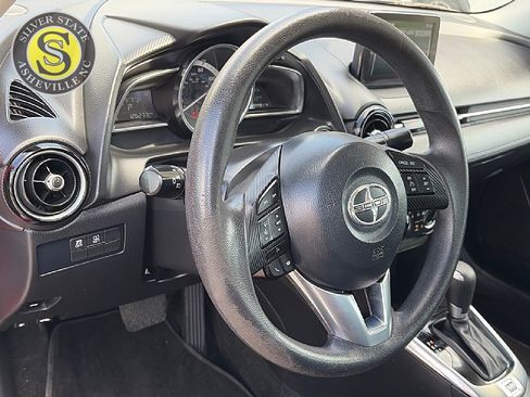 Used 2016 Scion iA FWD image 19