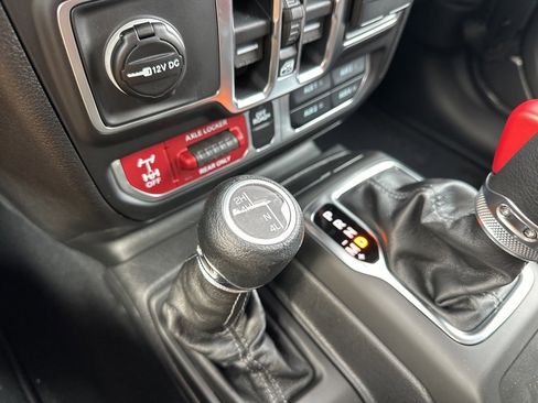 New 2026 Jeep Gladiator Mojave image 64