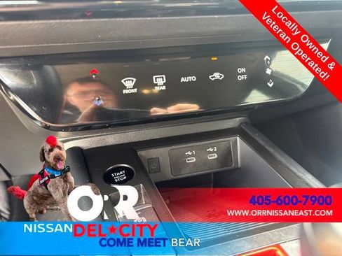 Used 2025 Nissan Kicks SR FWD image 24