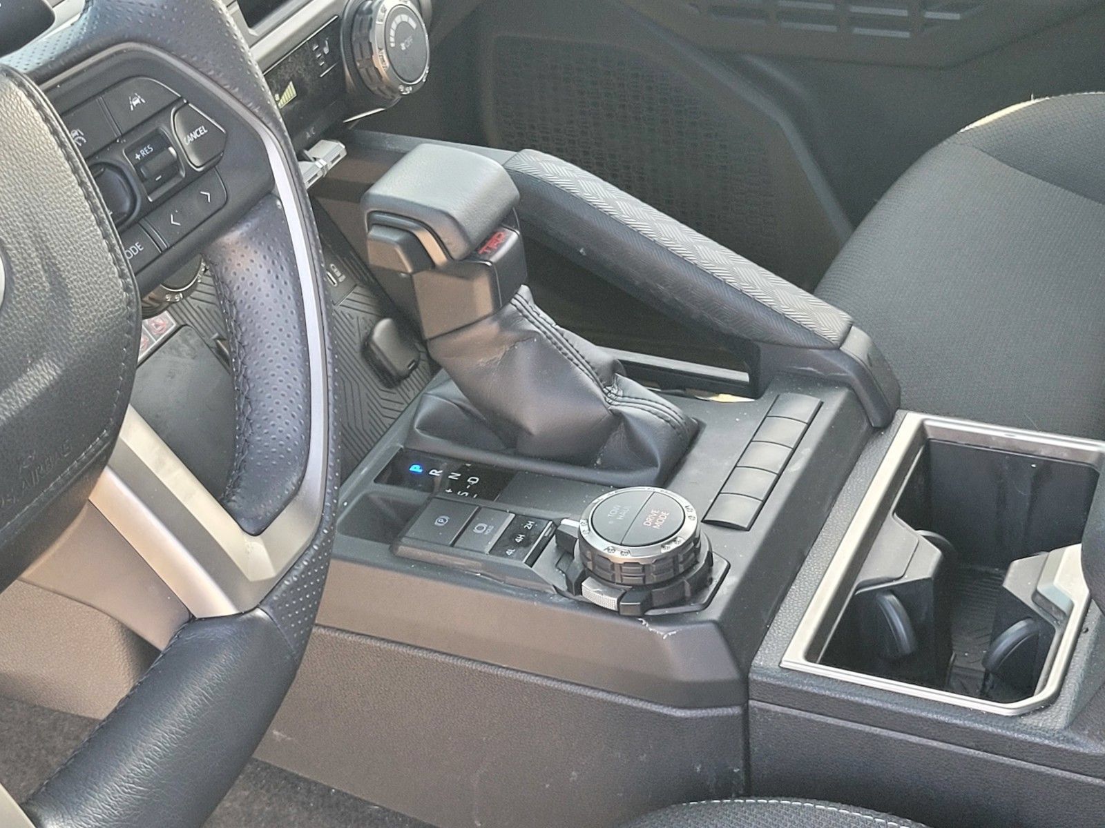 Used 2025 Toyota 4Runner TRD Sport AWD/4WD image 21