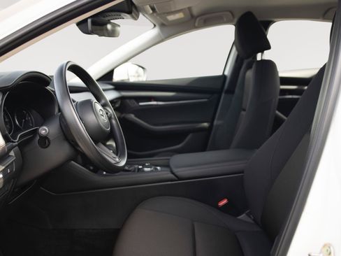 Used 2025 MAZDA MAZDA3 s image 2