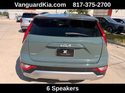 Used 2023 Kia Niro EX FWD image 3