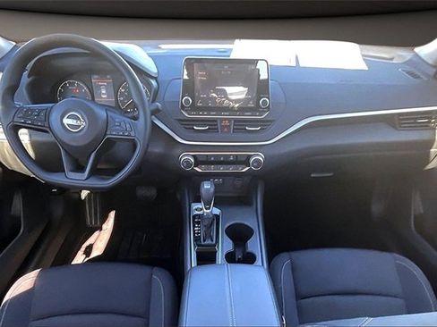 Certified 2025 Nissan Altima 2.5 S image 14