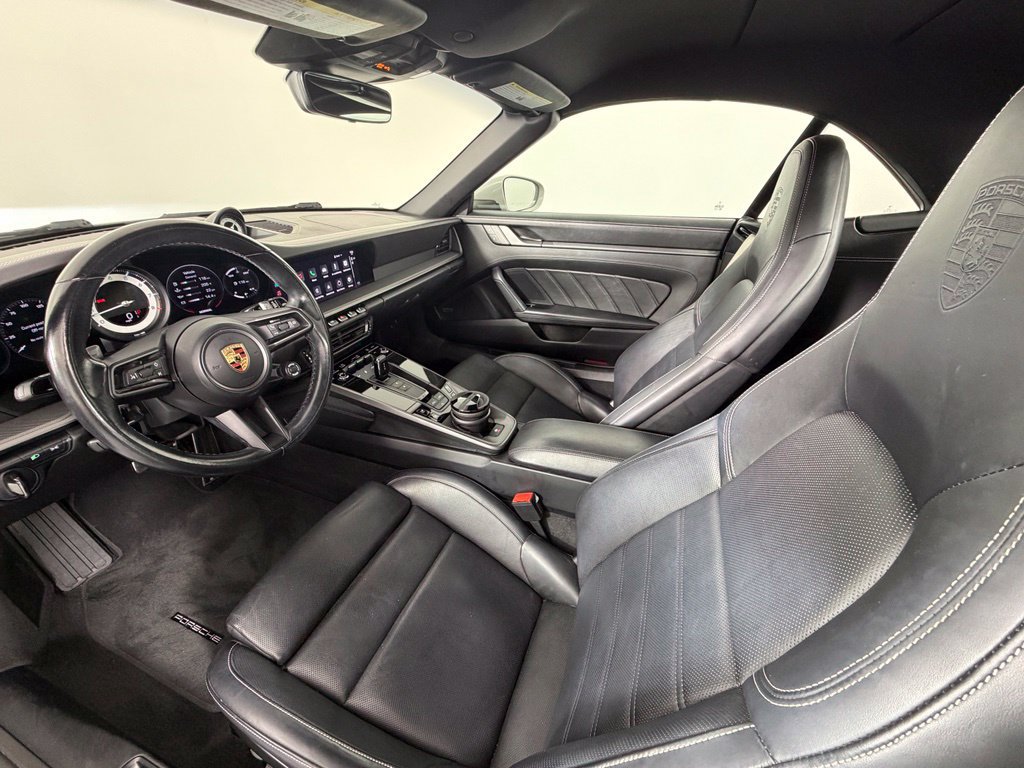Certified 2024 Porsche 911 Carrera RWD image 4