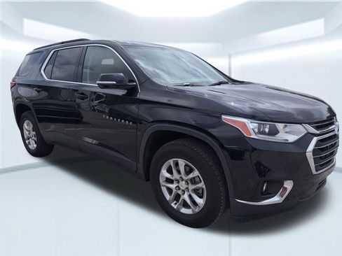 Used 2020 Chevrolet Traverse LT FWD image 4