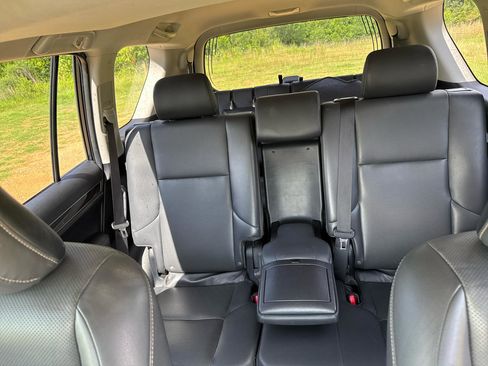 Used 2014 Lexus GX 460 AWD/4WD image 8