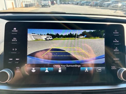 Used 2022 Honda Accord EX-L image 14