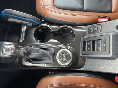 Used 2022 Ford Bronco Outer Banks image 22