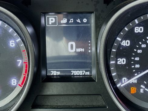 Used 2017 Hyundai Santa Fe Sport image 8