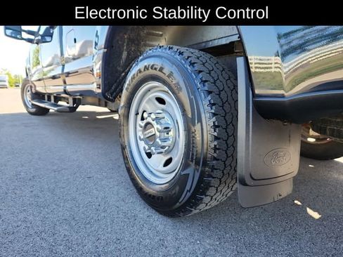 Used 2021 Ford F350 XL w/ Power Equipment Group RWD image 18