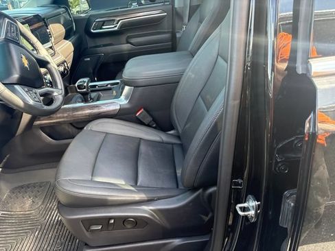 Used 2023 Chevrolet Silverado 1500 LTZ w/ Technology Package AWD/4WD image 8