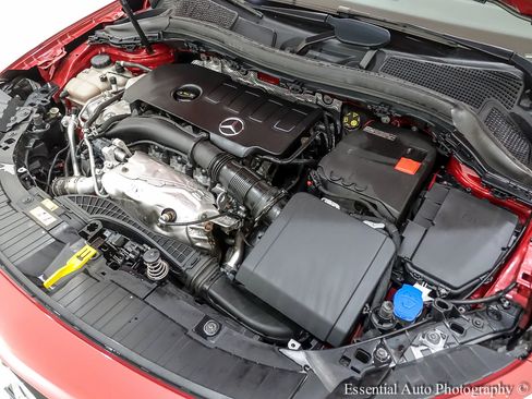 Used 2022 Mercedes-Benz GLA 250 4MATIC w/ AMG Line image 36