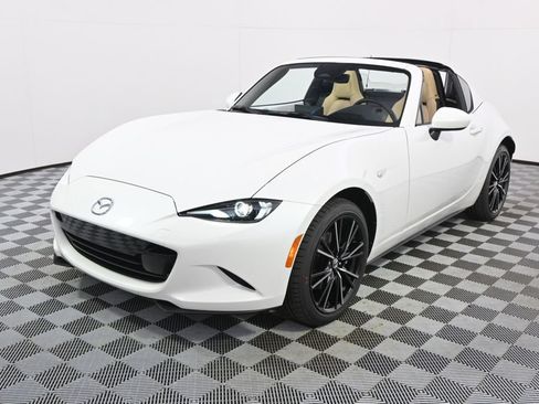 New 2026 MAZDA MX-5 Miata RF Grand Touring RWD image 11