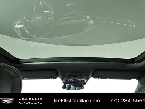 Used 2024 Cadillac Lyriq Sport image 19