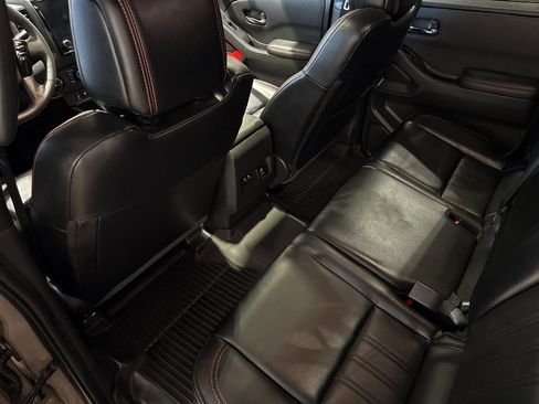 Used 2023 Nissan Frontier PRO-4X w/ Pro-4X Premium Package image 93
