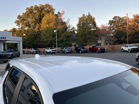 New 2026 Chevrolet Equinox LT w/ Safety and Technology Package image 6