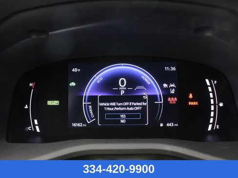 Used 2025 Toyota Camry LE image 9