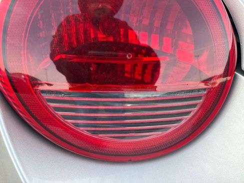 Used 2004 Ford Thunderbird image 26