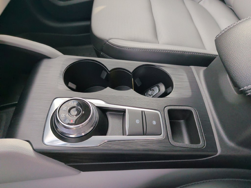 Certified 2023 Ford Escape Platinum AWD/4WD image 20