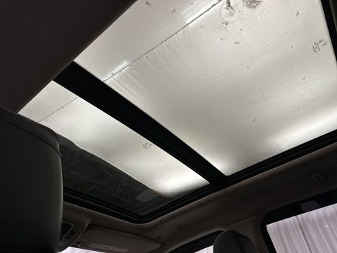 Used 2019 RAM 1500 Laramie AWD/4WD image 20