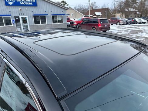 Used 2021 Toyota RAV4 XLE image 8