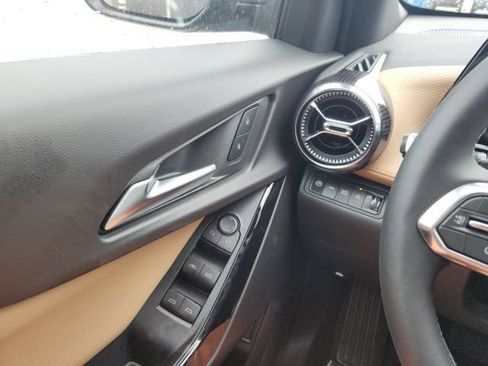 New 2027 Chevrolet Equinox ACTIV w/ Safety and Technology Package AWD/4WD image 32