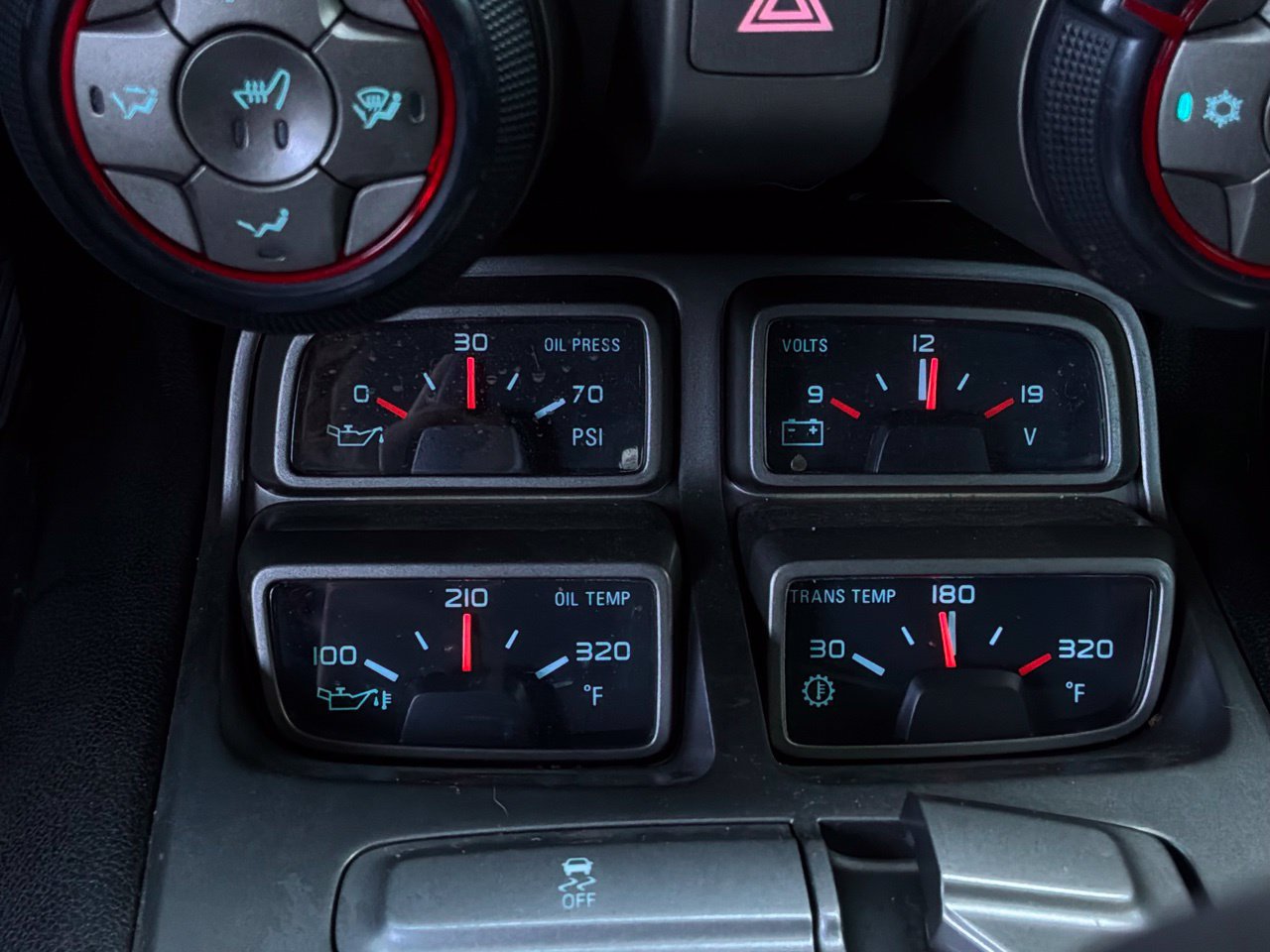 Used 2015 Chevrolet Camaro SS RWD image 28