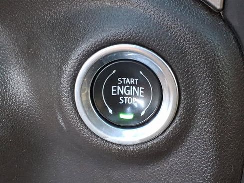 Used 2019 GMC Sierra 1500 Denali image 25