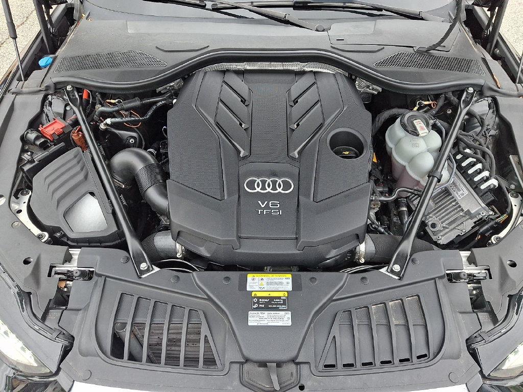 Used 2023 Audi A8 L 3.0T w/ Comfort Plus Package AWD/4WD image 29