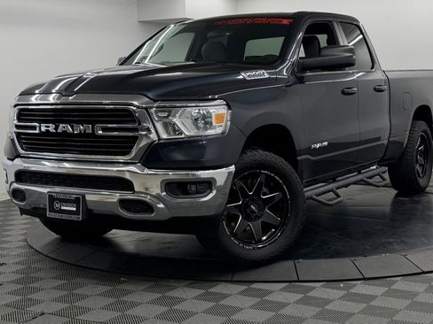 Used 2021 RAM 1500 Big Horn AWD/4WD image 3
