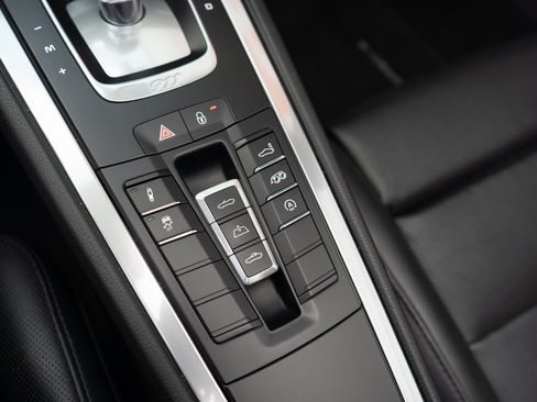 Used 2017 Porsche 911 Carrera S RWD image 25